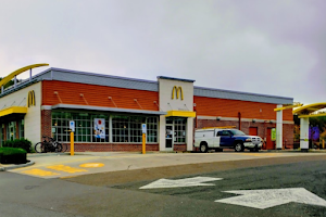 Cumberland Shopping Center image