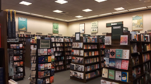 Book Store «Barnes & Noble Bookstores», reviews and photos, 2325 S Stemmons Fwy #401, Lewisville, TX 75067, USA