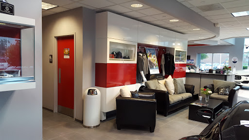 Car Dealer «Bettenhausen Alfa Romeo», reviews and photos, 17514 Oak Park Ave, Tinley Park, IL 60477, USA