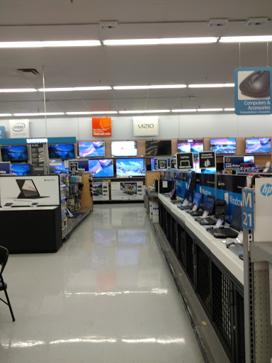 Department Store «Walmart Supercenter», reviews and photos, 1300 Desplaines Ave, Forest Park, IL 60130, USA