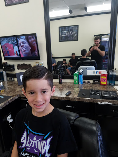 Barber Shop «VIP Barber Shop», reviews and photos, 2824 E Indian School Rd #13, Phoenix, AZ 85016, USA