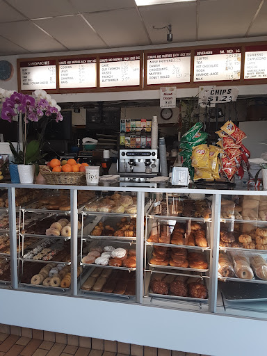 Donut Shop «Happy Donuts», reviews and photos, 1041 Gilman St, Berkeley, CA 94710, USA