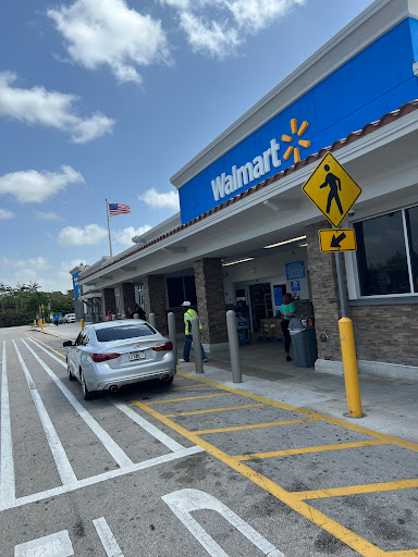 Department Store «Walmart Supercenter», reviews and photos, 19975 S Tamiami Trail, Estero, FL 33928, USA