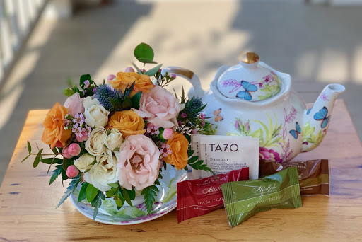 Florist «Florist Of Covington», reviews and photos, 2640 N Hwy 190, Covington, LA 70433, USA