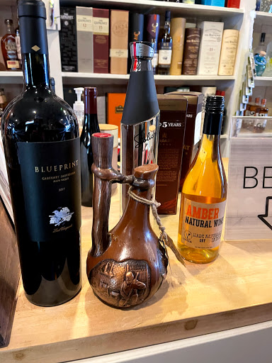 Wine Store «Toast Wines & Spirits», reviews and photos, 984 Farmington Ave B, West Hartford, CT 06107, USA