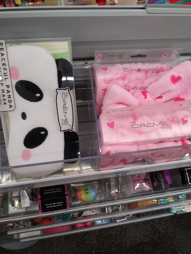 Drug Store «CVS», reviews and photos, 23391 Farmington Rd, Farmington, MI 48336, USA