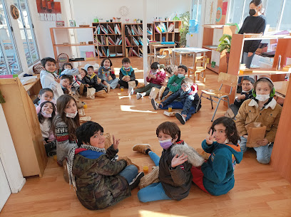 Comunidad Escolar Lancuyen Montessori