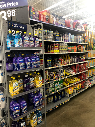 Department Store «Walmart Supercenter», reviews and photos, 5851 Mercury Dr, Dearborn, MI 48126, USA