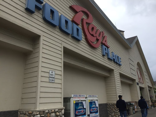 Grocery Store «Rays Food Place», reviews and photos, 1139 S Cloverdale Blvd, Cloverdale, CA 95425, USA