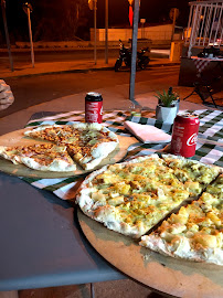 Plats et boissons du Pizzeria Atout Pizza à Ajaccio - n°2
