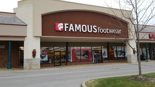 Famous Footwear, 15329 Manchester Rd, Ballwin, MO 63011, USA, 