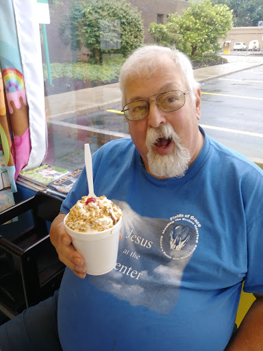 Ice Cream Shop «Lickity Split Ice Cream Shoppe», reviews and photos, 152 Vestal Pkwy E, Vestal, NY 13850, USA