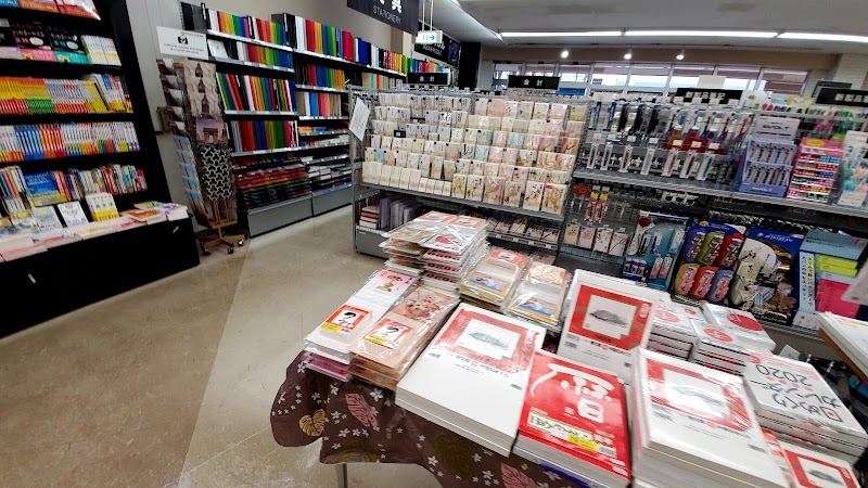 未来屋書店 矢巾店 岩手県矢巾町南矢幅第 書店 書店 グルコミ