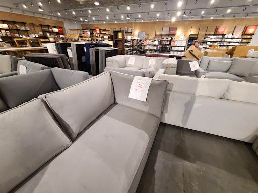 Outlet Store «west elm Outlet», reviews and photos, 1770 W Main St #301, Riverhead, NY 11901, USA