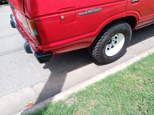 Auto Body Shop «Twomey Auto Works», reviews and photos, 1009 S Congress Ave, Austin, TX 78704, USA