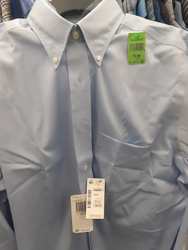 Thrift Store «Goodwill Store & Donation Center», reviews and photos, 675 W North Ave, Elmhurst, IL 60126, USA