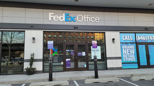 Print Shop «FedEx Office Print & Ship Center», reviews and photos, 5740 Broadway, Bronx, NY 10463, USA
