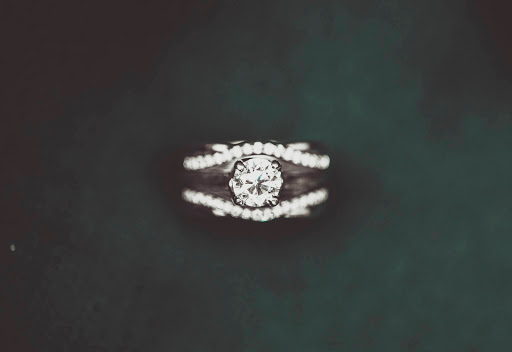 Jewelry Store «Diamond Leaf Jewelers», reviews and photos, 920 E 2nd Ave #117, Coralville, IA 52241, USA