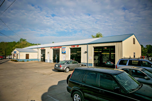 Auto Repair Shop «American & Import Auto Repair», reviews and photos, 3832 W Market St, Johnson City, TN 37604, USA