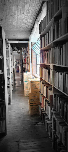 Used Book Store «John K. King Used & Rare Books», reviews and photos, 901 W Lafayette Blvd, Detroit, MI 48226, USA