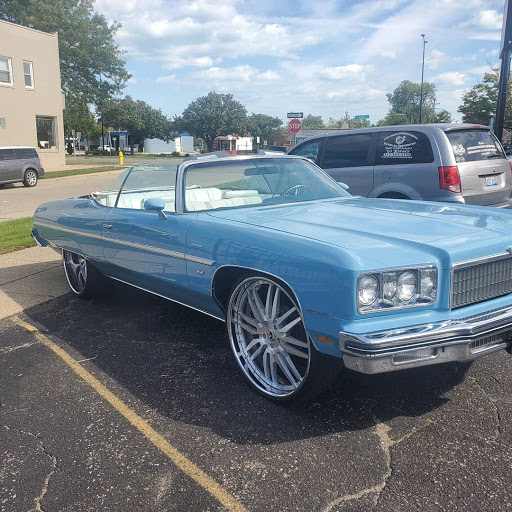 Car Stereo Store «WOW Electronics», reviews and photos, 21165 Gratiot Ave, Eastpointe, MI 48021, USA