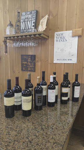 Liquor Store «Popular Wines and Spirits», reviews and photos, 738 U.S. 9, Fishkill, NY 12524, USA