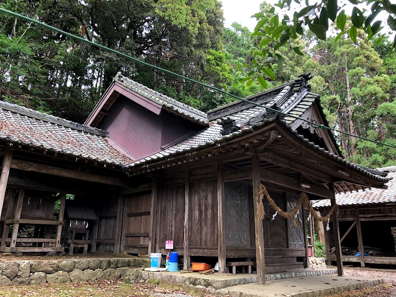 白山神社