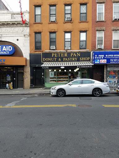 Donut Shop «Peter Pan Donut & Pastry Shop», reviews and photos, 727 Manhattan Ave, Brooklyn, NY 11222, USA