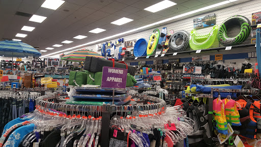 Sporting Goods Store «Big 5 Sporting Goods», reviews and photos, 19232 Soledad Canyon Rd, Canyon Country, CA 91351, USA