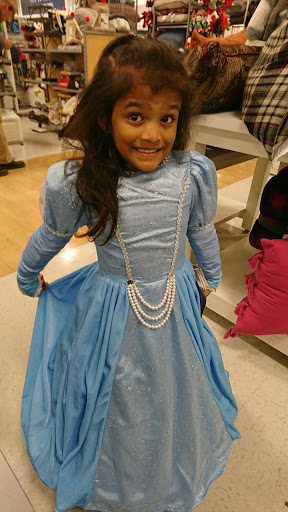 Shopping Mall «Willow Ridge Shopping Center», reviews and photos, 710 NJ-73, Marlton, NJ 08053, USA