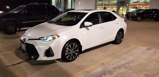 Toyota Dealer «Pauly Toyota», reviews and photos, 1035 S Illinois Rte 31, Crystal Lake, IL 60014, USA