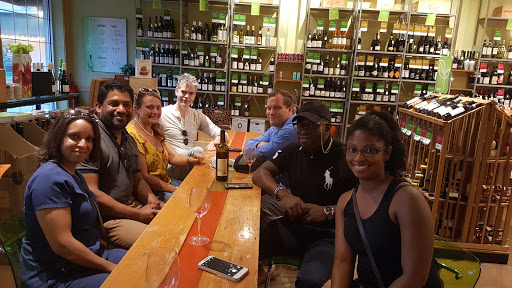 Wine Store «House Wine», reviews and photos, 644 High St, Columbus, OH 43085, USA