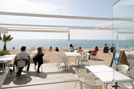 Blue Bar Beach Club by htopgroup - Platja Gran de Calella, Carrer dAnselm Clavé, 6, s/n, 08370 Calella, Barcelona