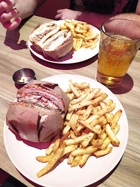 Aliment-réconfort du Restauration rapide Lazy Suzy - Smoked BBQ Burger Tours - n°14