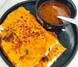 El taco dorado photo