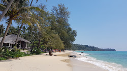 Takhian Beach'in fotoğrafı - rahatlamayı sevenler arasında popüler bir yer
