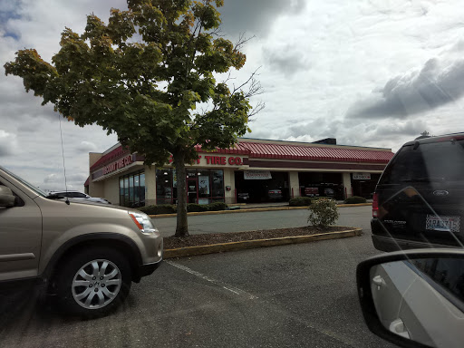 Tire Shop «Discount Tire Store - Lakewood, WA», reviews and photos, 2214 84th St S, Lakewood, WA 98499, USA