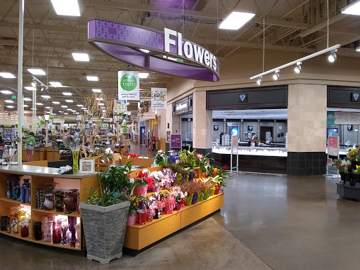 Grocery Store «Fred Meyer», reviews and photos, 11565 SW Pacific Hwy, Tigard, OR 97223, USA