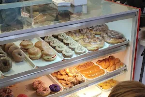 Momo's Donuts image