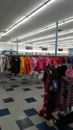Thrift Store «Goodwill Industries of Middle Tennessee», reviews and photos, 595 Hillsboro Rd #301, Franklin, TN 37064, USA