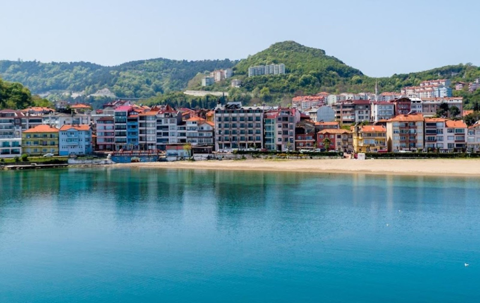 Foto di Amasra Plaji e il suo bellissimo paesaggio