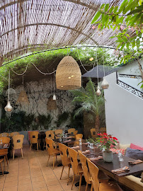 Atmosphère du Restaurant de spécialités d'Afrique du Nord La Baraka à Paris - n°1