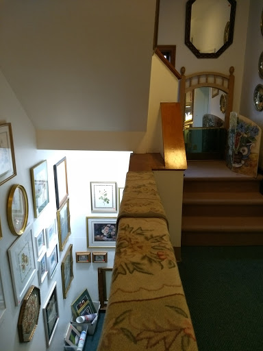 Thrift Store «New2you Thrift Store», reviews and photos, 206 William Howard Taft Rd #2, Cincinnati, OH 45219, USA