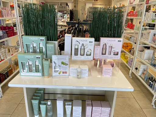 Beauty Supply Store «Planet Beauty Huntington Beach», reviews and photos, 7101 Yorktown Ave, Huntington Beach, CA 92648, USA