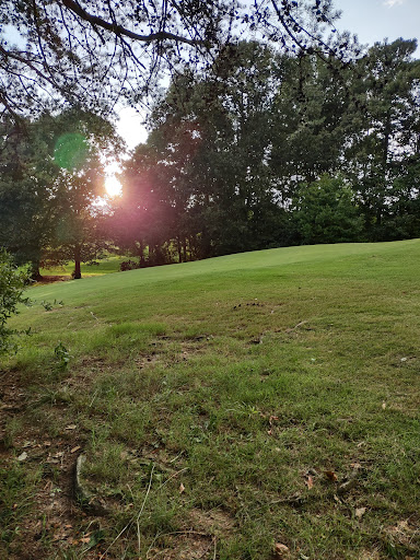 Golf Course «Oak Hollow Golf Course», reviews and photos, 3400 N Centennial St, High Point, NC 27265, USA