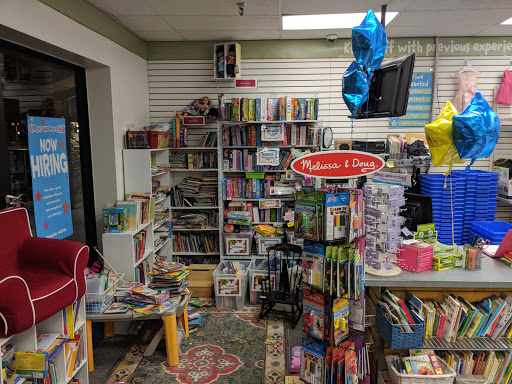 Shopping Mall «Miracle Mile Shopping Center», reviews and photos, Minnesota 100, St Louis Park, MN 55416, USA