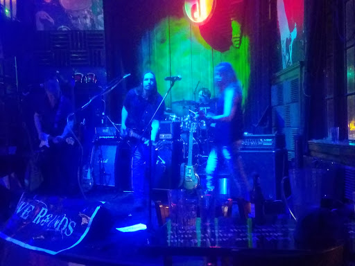 Bar & Grill «EvenFlow Music & Spirits», reviews and photos, 302 W State St, Geneva, IL 60134, USA