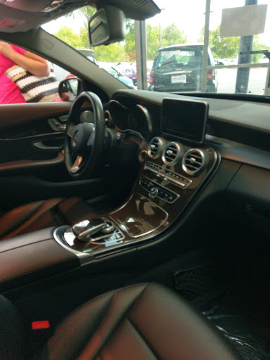 Mercedes Benz Dealer «EuroMotorcars Germantown Mercedes-Benz», reviews and photos, 19750 Germantown Rd, Germantown, MD 20874, USA