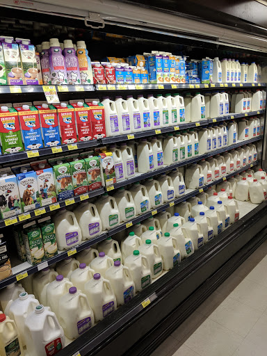 Shopping Mall «Sunrise Plaza Shopping Center», reviews and photos, 656 Wellwood Ave, Lindenhurst, NY 11757, USA