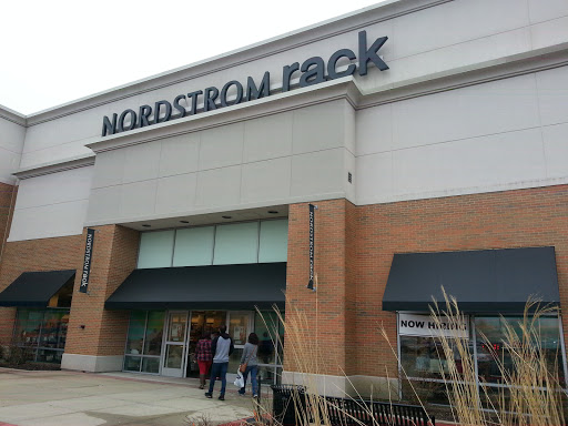Department Store «Nordstrom Rack Orland Park Place», reviews and photos, 140 Orland Park Pl, Orland Park, IL 60462, USA